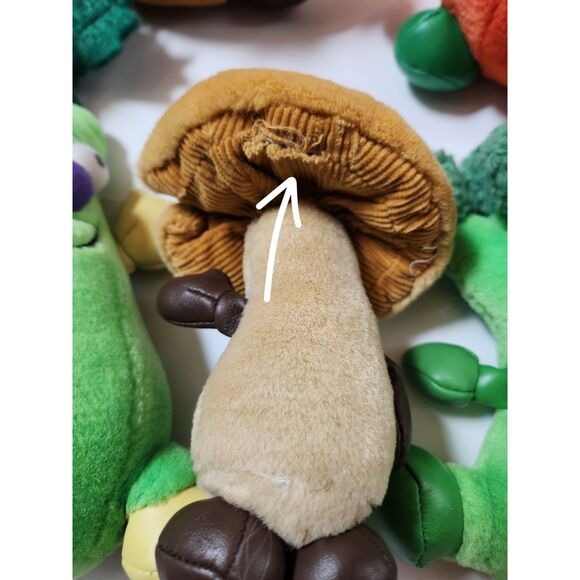 Veggie Tales plush toys lot of 7 tomato potato broccoli mushroom - Picture 3 of 6